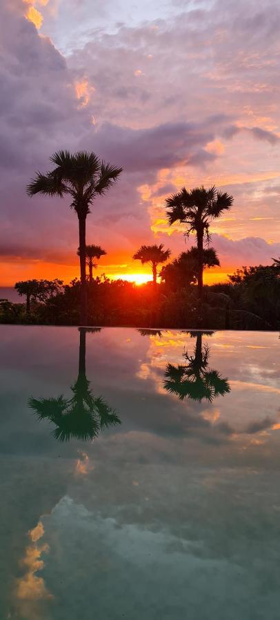 Palm Springs Bali Dive Resort Tulamben Exteriör bild