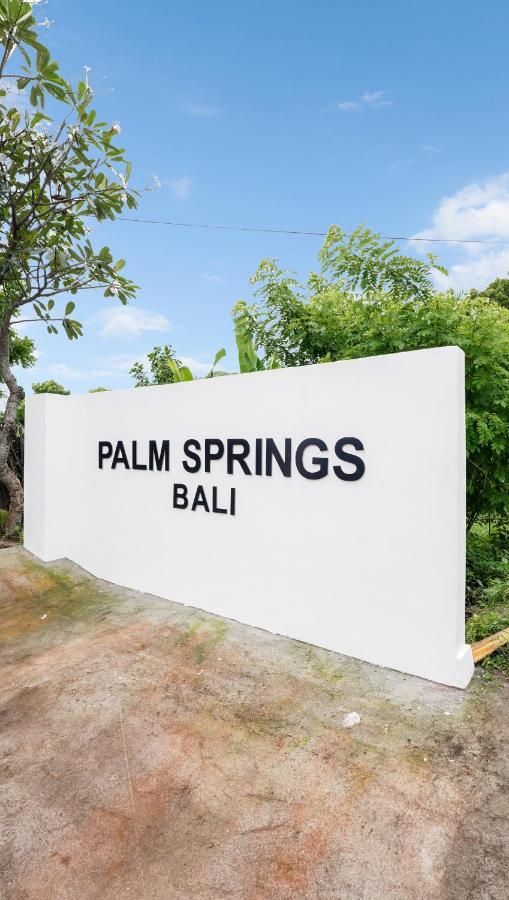 Palm Springs Bali Dive Resort Tulamben Exteriör bild